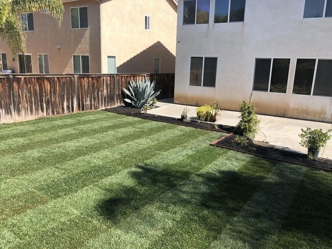 Building Photo - 3 Bed 3 Bath Menifee Home for rent