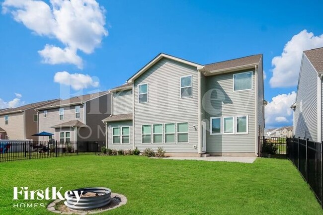 Building Photo - 155 Parkmont Dr