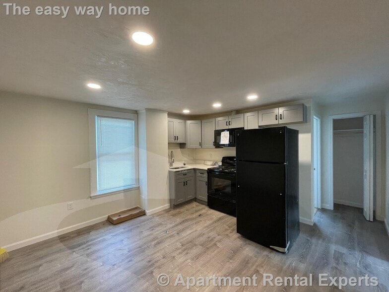 Building Photo - 72-74 Washington St Unit #6