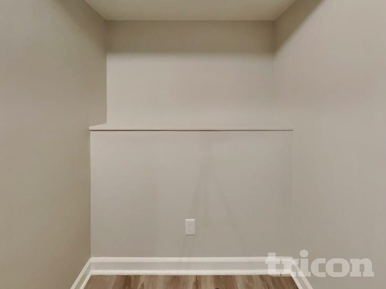 Building Photo - 7819 Cardinal Cove N