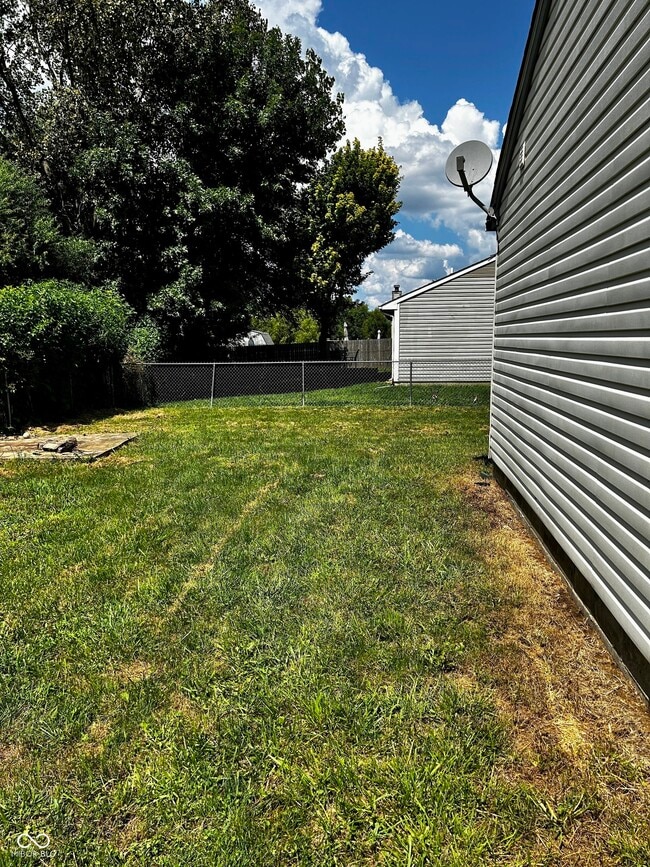 Building Photo - 4204 Sycamore Ct