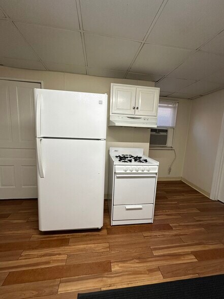 Building Photo - 134 Sherman St