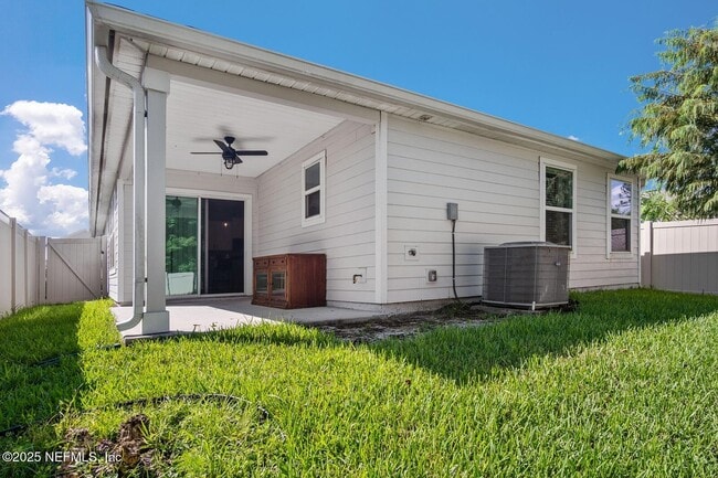 Building Photo - 11647 Pacific Dogwood Ct