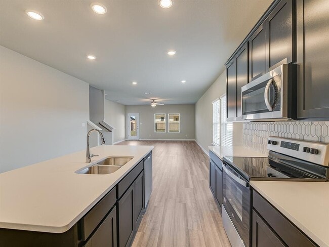 Building Photo - 109 Capella Wy