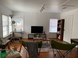 Building Photo - 6310 Greenbriar Dr