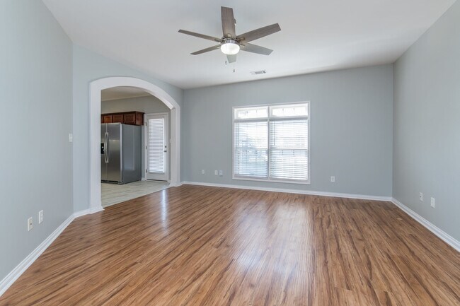 Building Photo - 3056 New River Pl