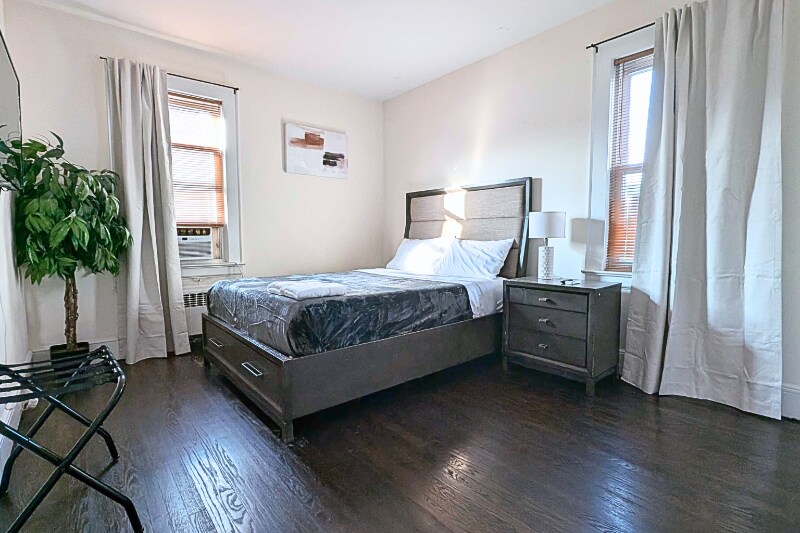 Building Photo - 108 Gotthart St