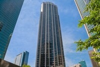 Building Photo - 512 N McClurg Ct