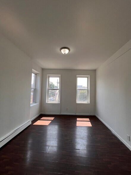 Building Photo - 89 Belmont Ave