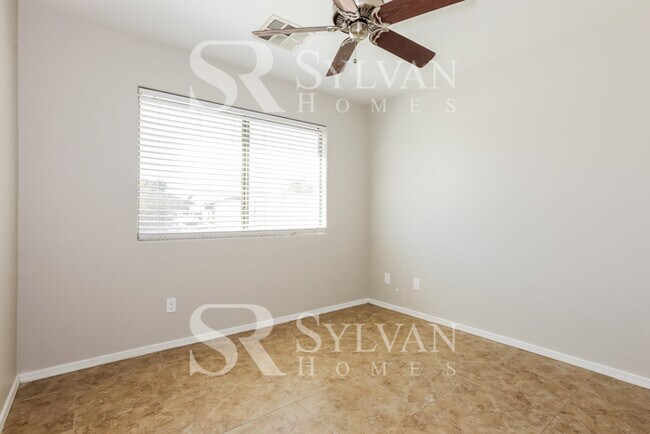 Building Photo - Lease today! No extra charge for contentment and relaxation!