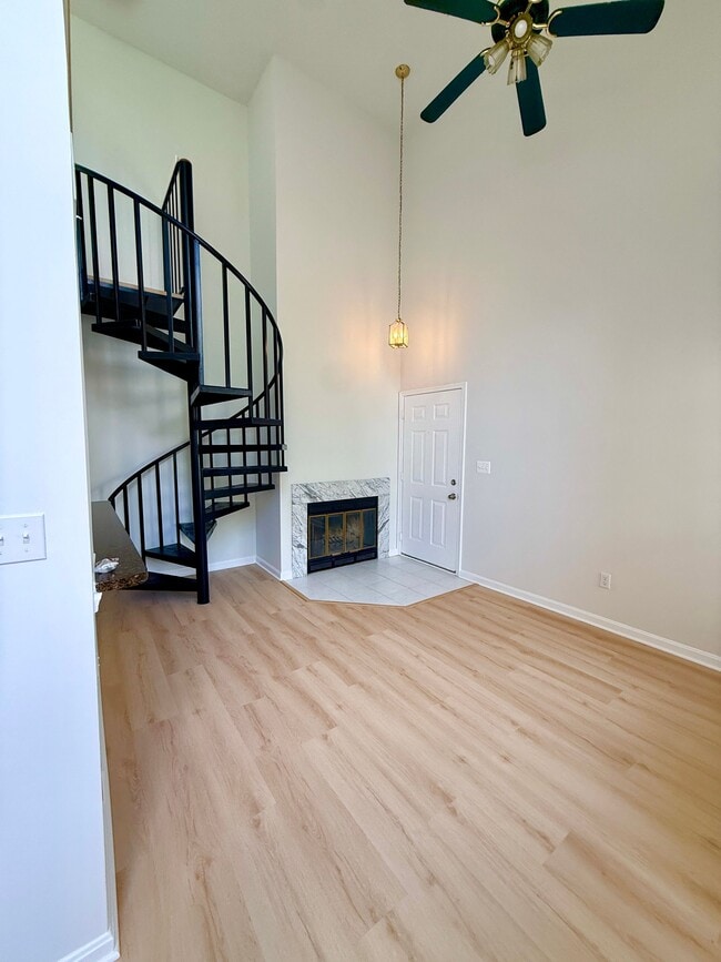 Building Photo - 10520 Beacon Ridge Dr