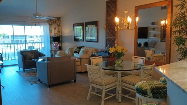 Building Photo - 1950 W Crown Pointe Blvd