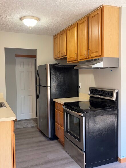 Building Photo - 706 Old Settlers Trl