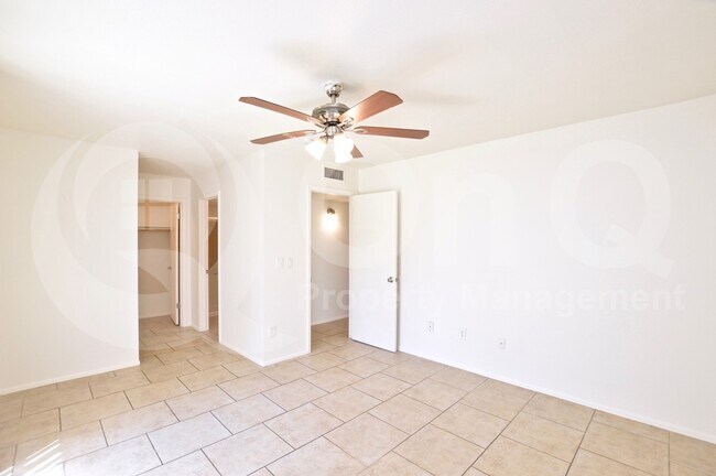 Building Photo - 3119 W Cochise Dr