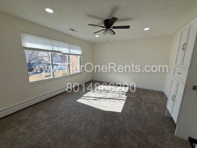 Building Photo - NO DEPOSIT option available for qualified renters!