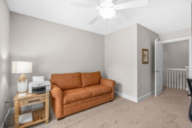 Building Photo - 116 Cypress Cir