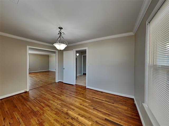 Building Photo - 4919 Birchman Ave