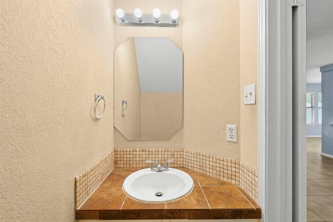 Building Photo - 4015 Iriona Bend