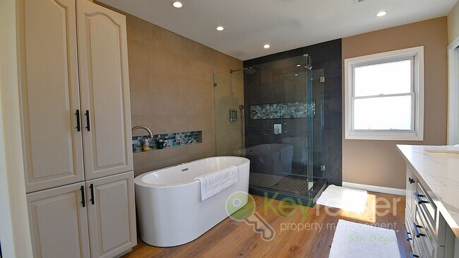 Building Photo - Point Loma |Endless Panoramic View of the Bay| Cul-de-sac