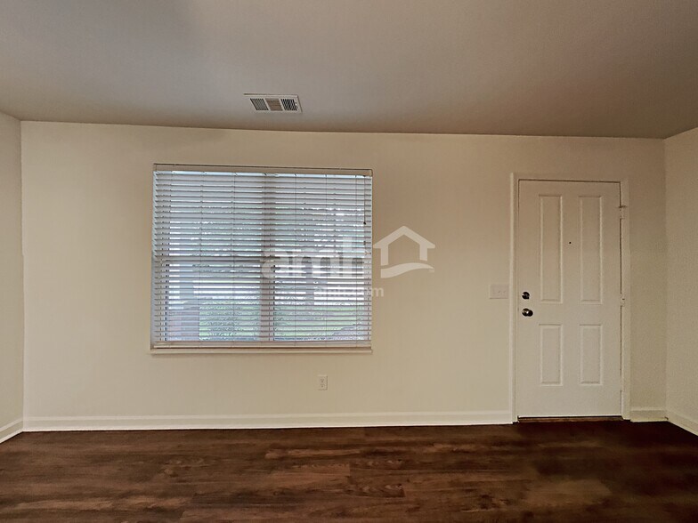 Building Photo - 3167 Aidan Ln