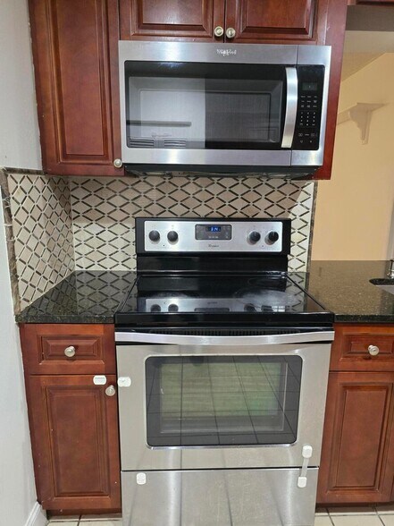 Building Photo - 4125 Pine Branch Cir