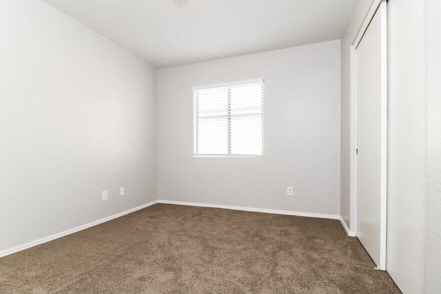 Building Photo - 14002 W Cornerstone Trail