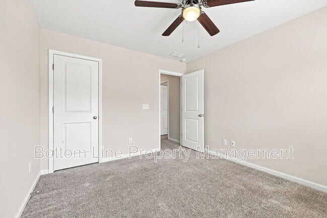 Building Photo - 1615 Glacier Dr