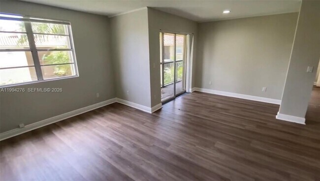 Building Photo - 1261 SW 46th Ave