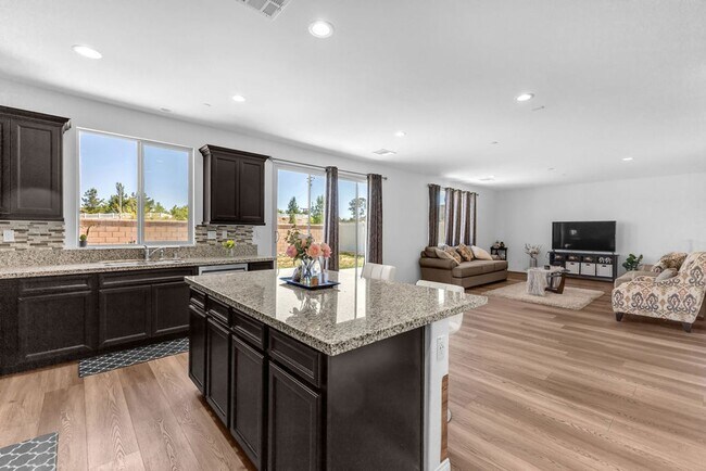 Building Photo - Spacious 5-Bedroom Home in Spencer’s Crossing – Murrieta - 6 Month - 1 Year or Lease To Own!