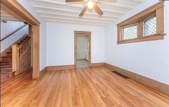 Building Photo - 1132 Michigan-1132MICH