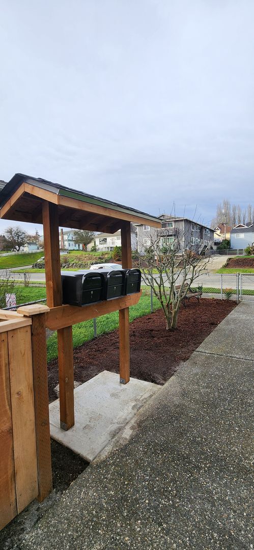 Building Photo - 3213150