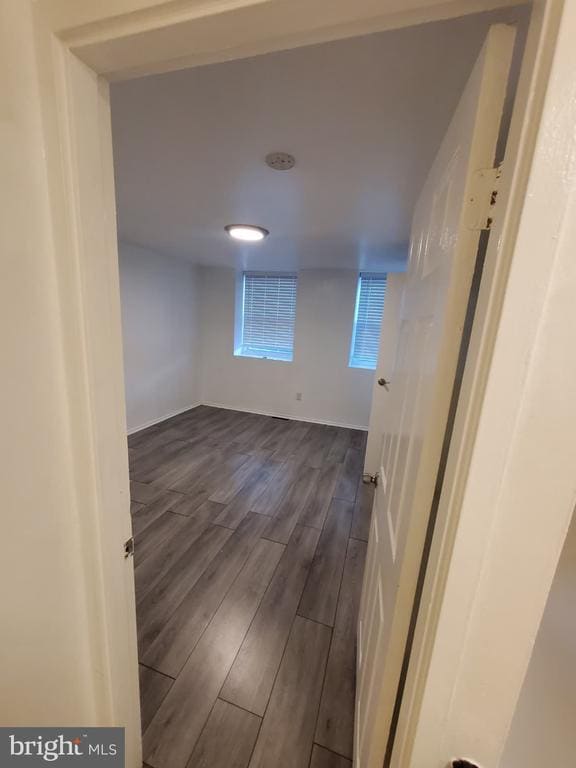 Building Photo - 1909 Dutch Village Dr