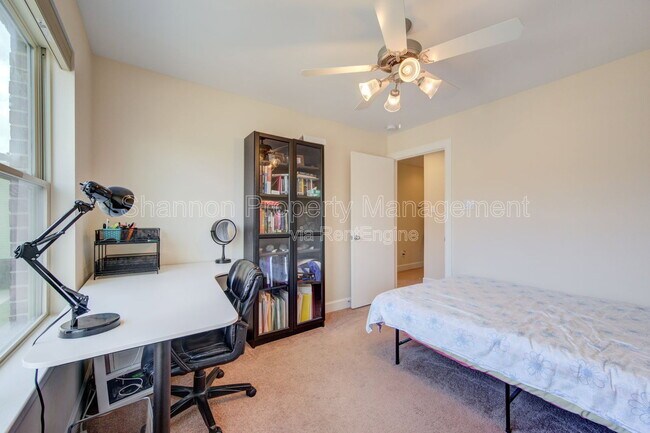 Building Photo - 3707 Main Poplar Dr