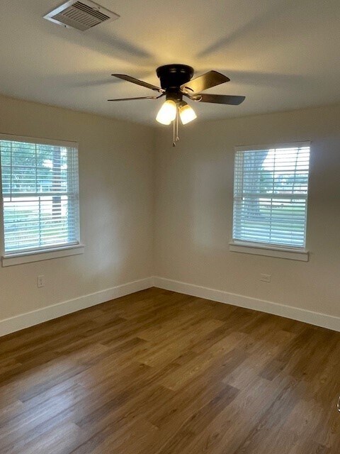 Building Photo - 15230 TX-36