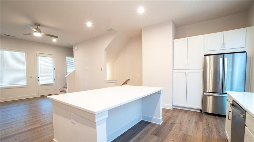 Building Photo - 1394 Cozy Cir SE