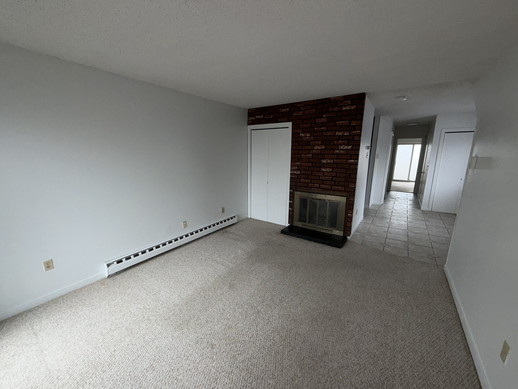 Building Photo - 295 Redstone Hill Rd