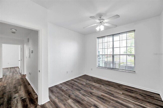 Building Photo - 9602 Lake Chase Island Way