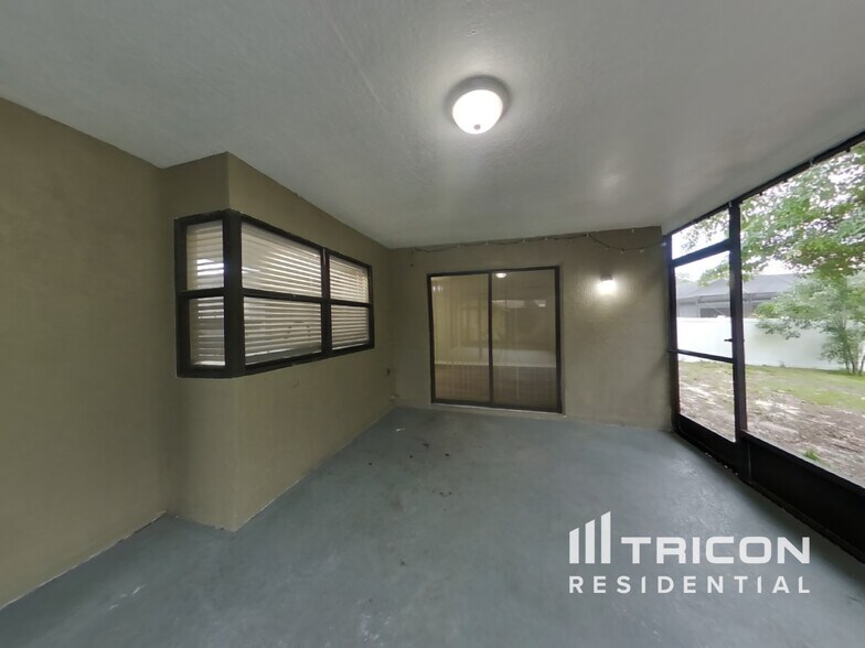 Building Photo - 7352 Cone Shell Dr