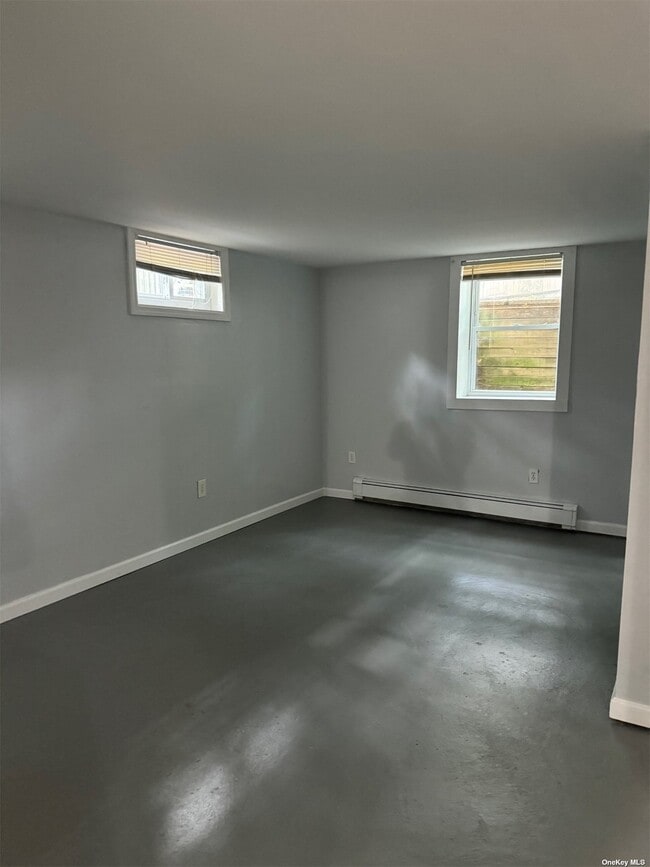 Building Photo - 426 Brookhaven Ave