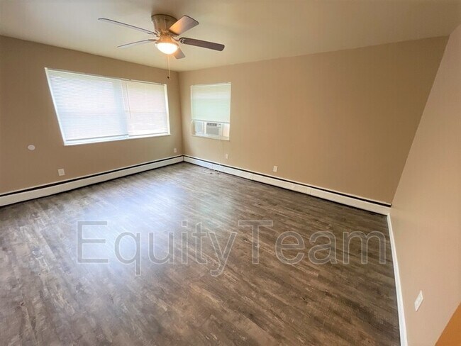 Building Photo - 2532 Flanigan Ct