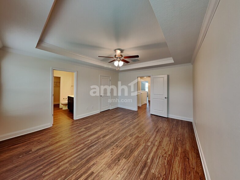 Building Photo - 6078 Little Blf Cir