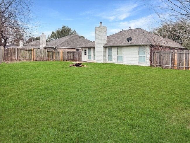 Building Photo - 3310 N Mason Rd