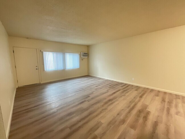 Building Photo - 7711 Fillmore Dr