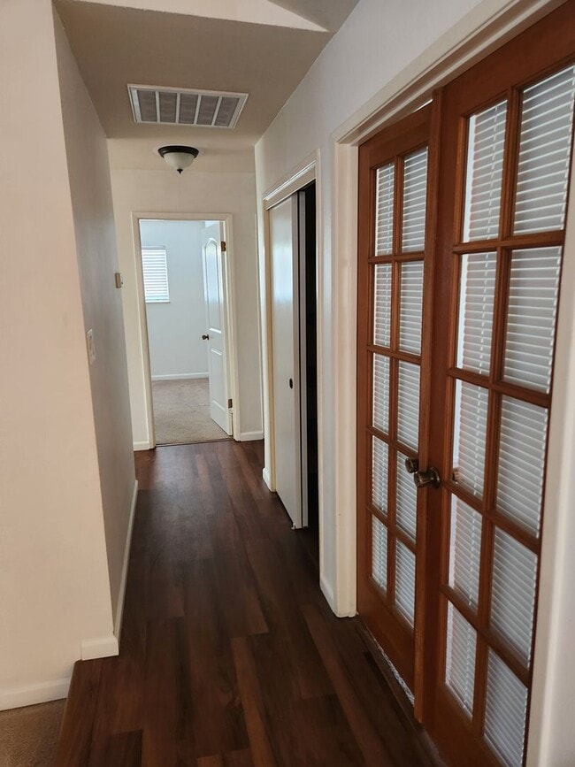 Building Photo - Rincon Valley 4 Bedroom, 2 Bathrooms w/Pool Great Santa Rosa Neighborhood