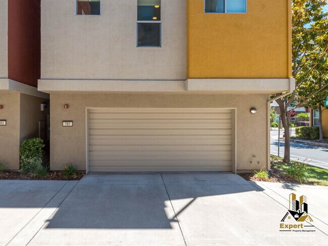 Building Photo - 797 Krypton Ct