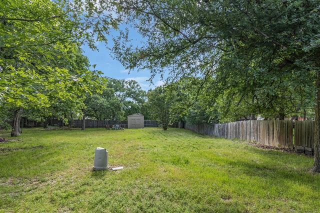 Building Photo - 2046 N Kimball Ave