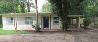 Building Photo - 2404 Pontiac Dr