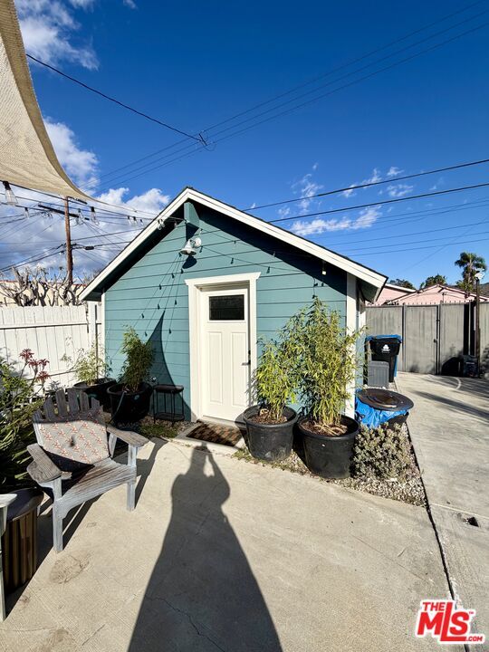 Building Photo - 3826 S Harvard Blvd