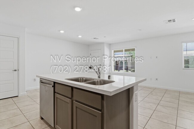 Building Photo - NW! 3 Bedroom Townhouse!! Gated!! Parks!! All Tile Floors Downstairs!! 2 Car Garage!!!