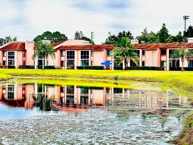 Building Photo - 141 Lakeside Dr